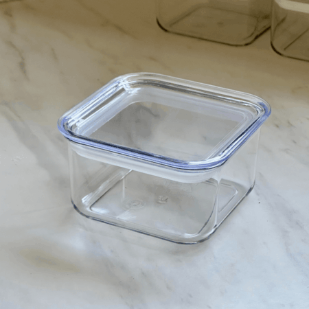 קופסה אקרילית מרובעת 480ml